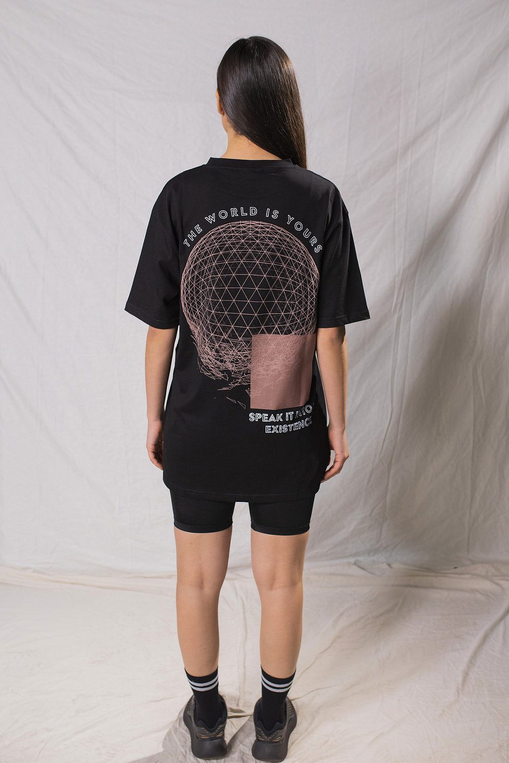 THE WORLD IS YOURS PRINT T-SHIRT